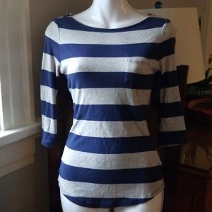 Express 3/4 Sleeve Top